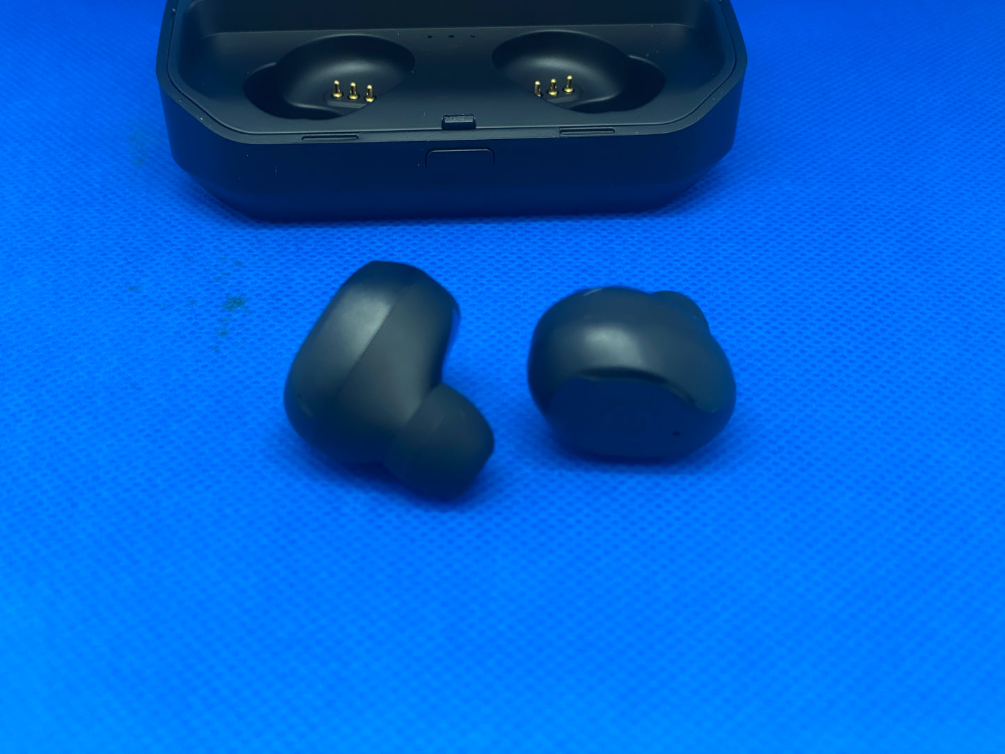 Ecouteur sans Fil V5.0 Sport IPX7 Etanche Appariement Automatique Contrôle Réduction du Bruit neuves