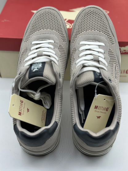 Baskets Mustang Sneakers ultra léger