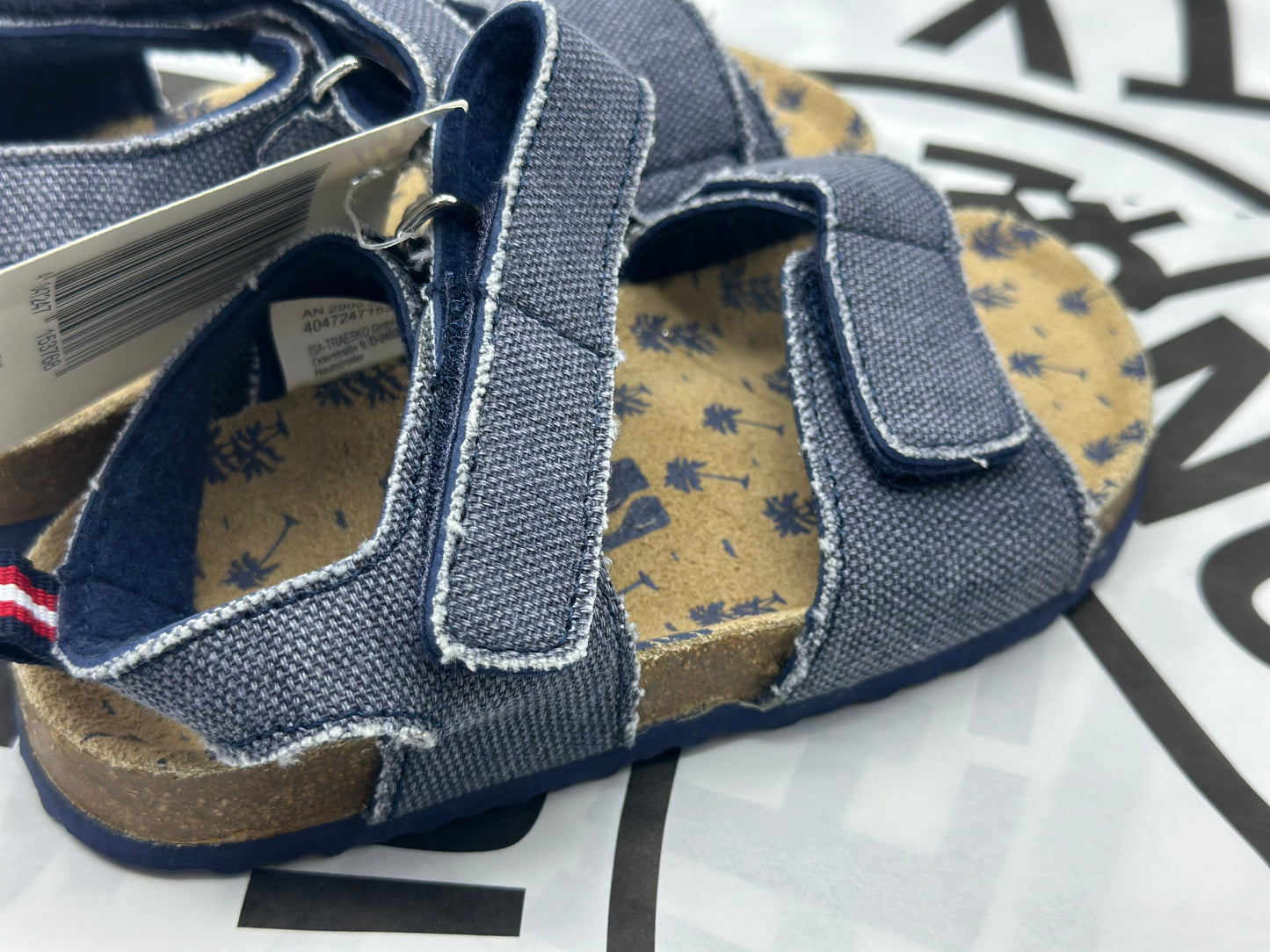 Mules pour fille à scratch taille 26 neuves