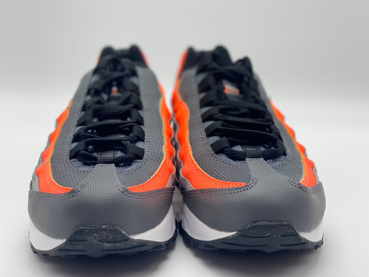 Basket Nike AIR MAX Junior taille 38,5 neuve et authentique