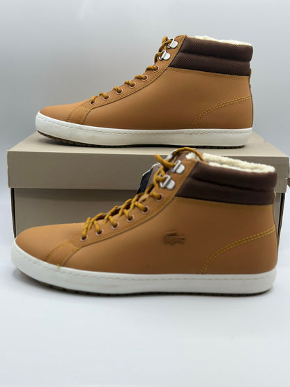LACOSTE
STRAIGHT SETTHER
MARRON GOMME