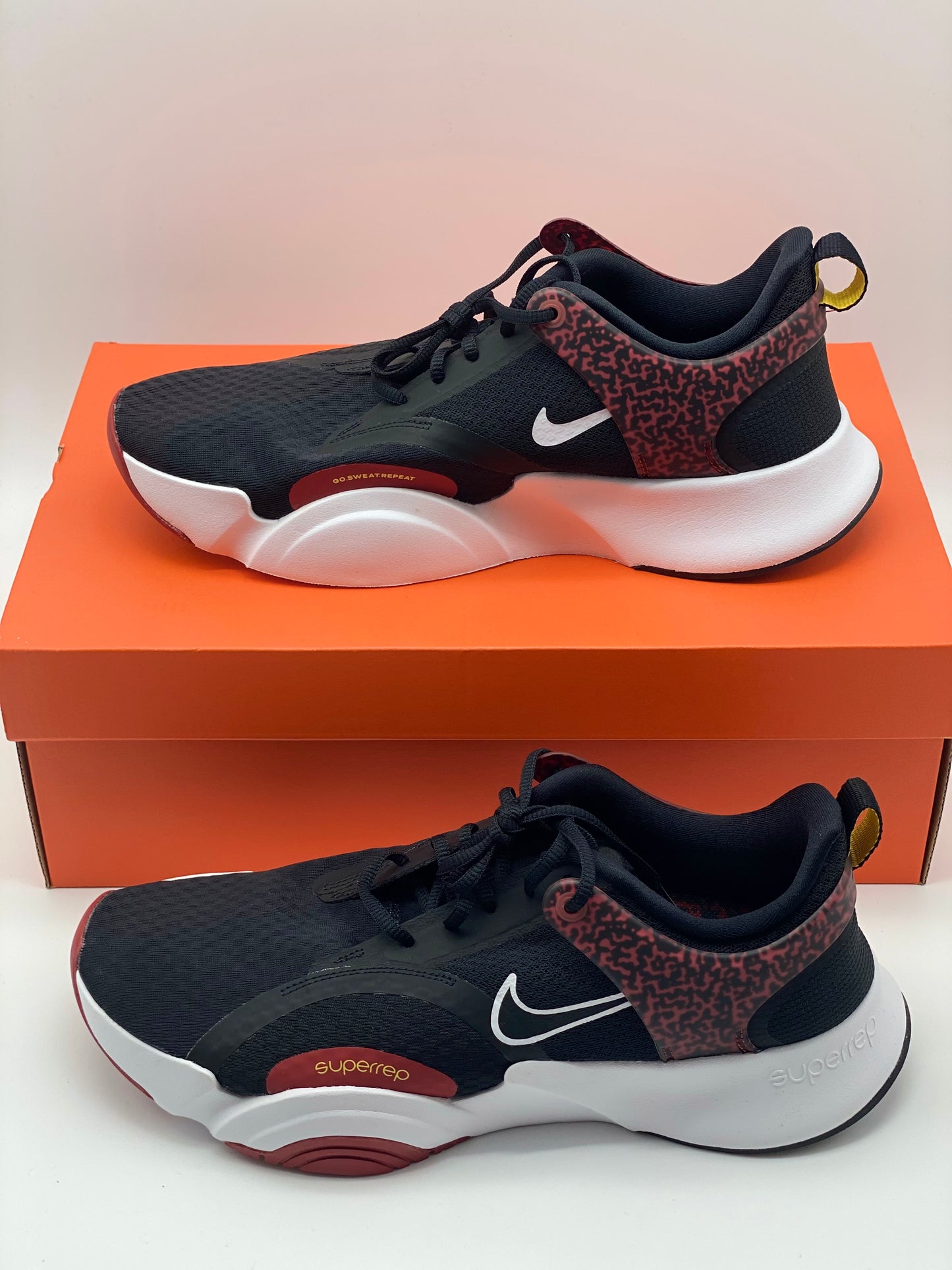 Nike Hombre M Superrep Go 2 Running, Black White Dark Cayenne Solar Flar, 28.5 cm