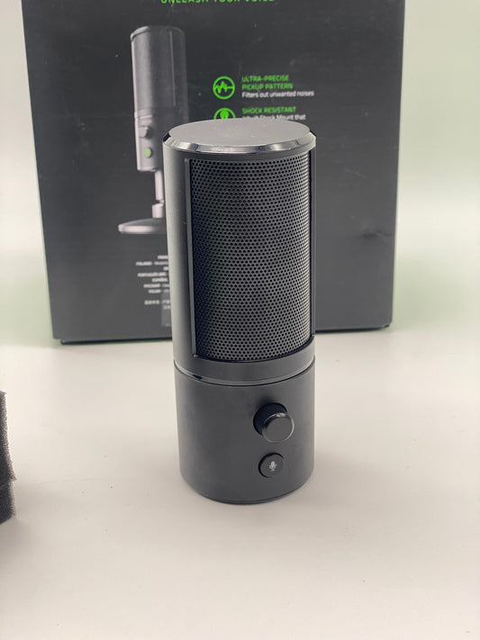 Razer Seiren X : micro à condensateur à directivité supercardioïde