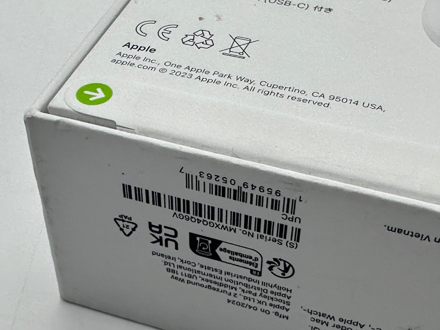 Apple AirPods Pro 2 Écouteurs sans Fil, Casques et écouteurs Bluetooth, Réduction Active du Bruit, Appareil auditif, Mode Transparence, Audio Spatial personnalisé, Son Haute-fidélité, Recharge USB-C ( origine Apple garantie)