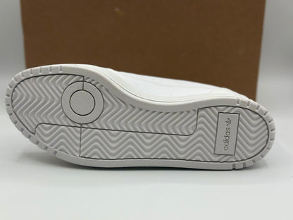 ADIDAS 
Footwear White / Footwear White / Grey One