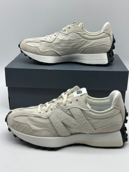 NEW BALANCE
Baskets 327 Off White