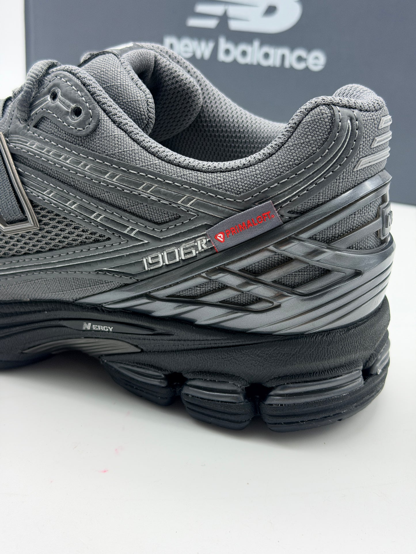 NEW BALANCE
Baskets 1906R U1906ROF Castlerock