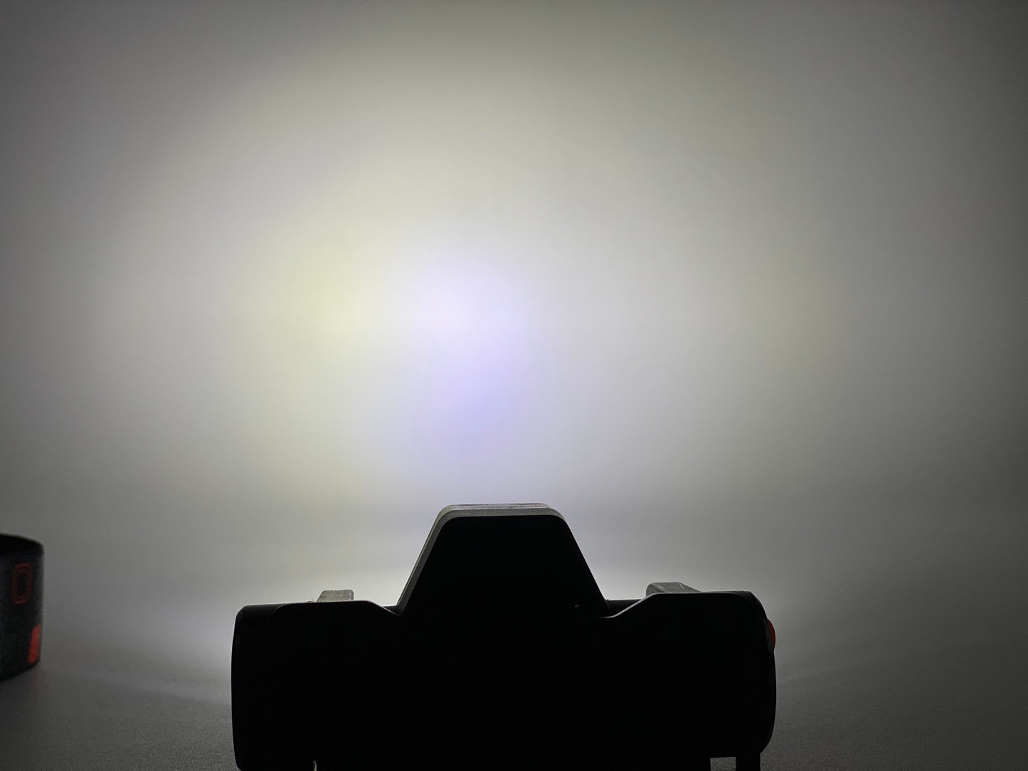 Lampe Frontale Led ImperméAble à L'Eau Puissante Rechargeable 4 Modes D'éClairage neuve