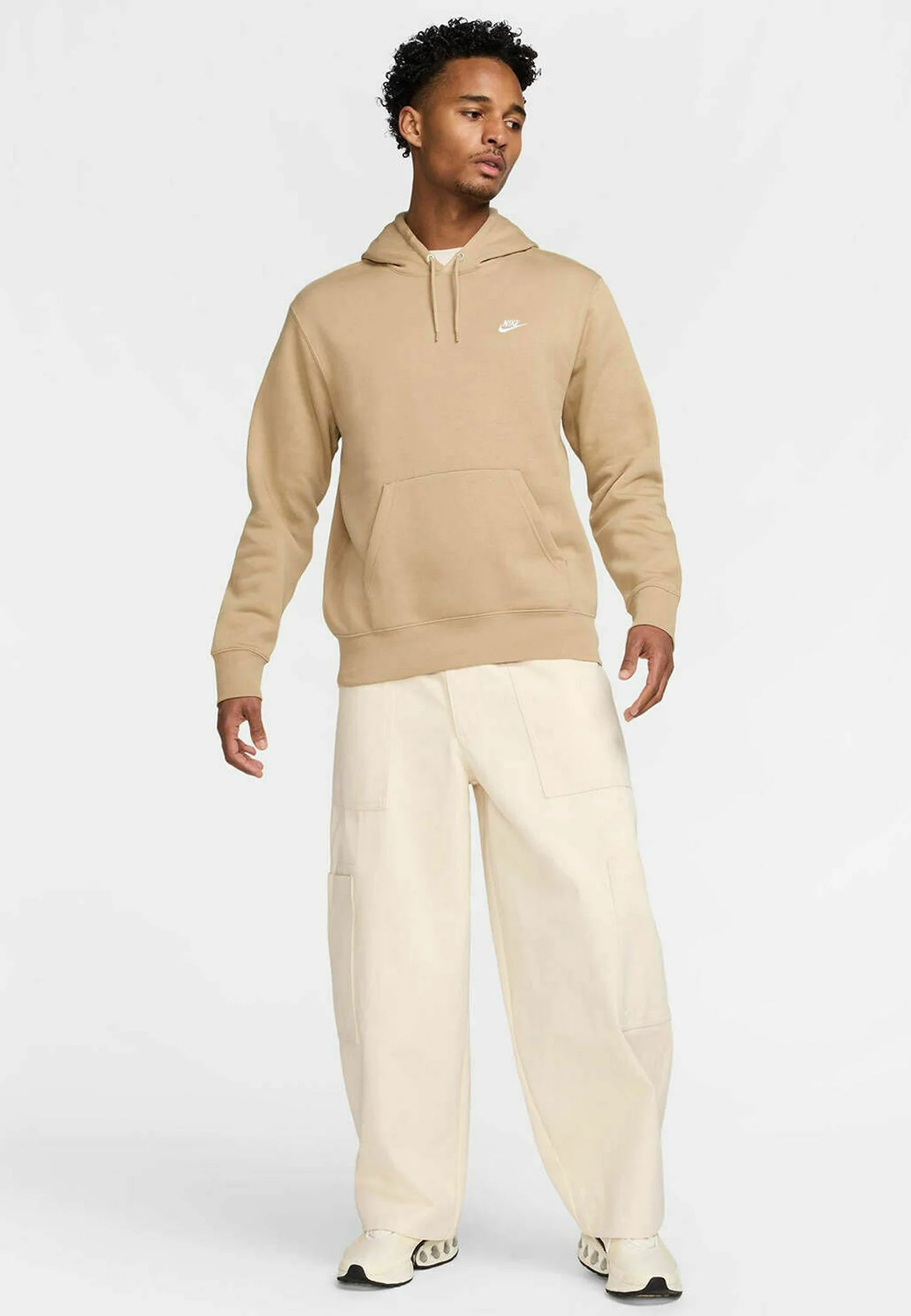 Nike Sportswear
CLUB - Sweat à capuche - Couleur	Blanc & Mastic