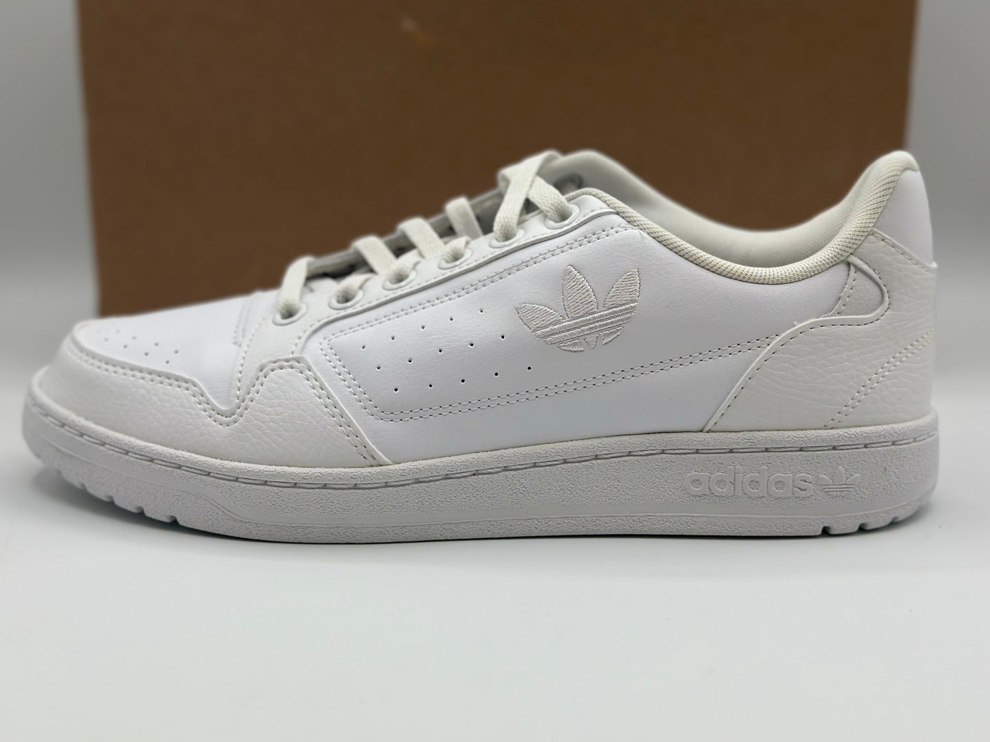 ADIDAS 
Footwear White / Footwear White / Grey One