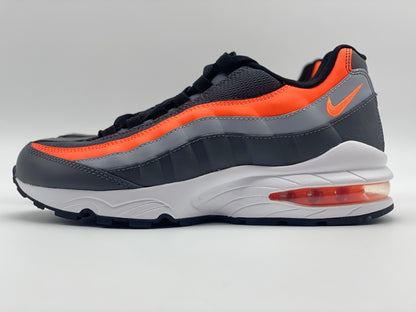 Basket Nike AIR MAX Junior taille 38,5 neuve et authentique