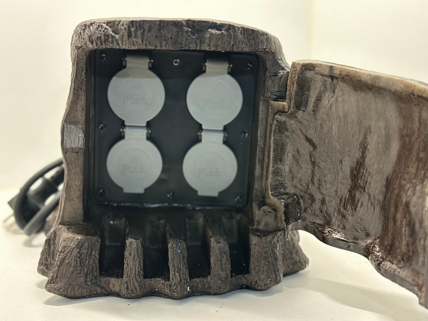 Prise Exterieure Etanche décoratif, 4 Prises 10A/2500W, ou 2 prises +prorgammateur ou Bluetooth
