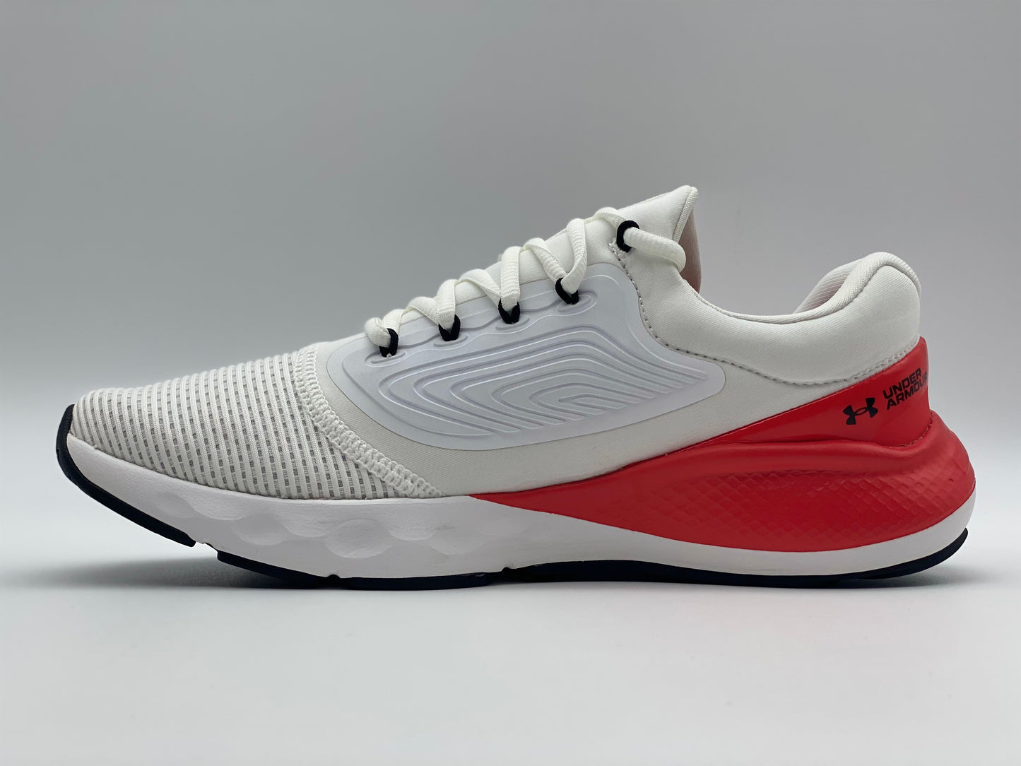 Under Armour Charged de Course Baskets Chaussures Hommes