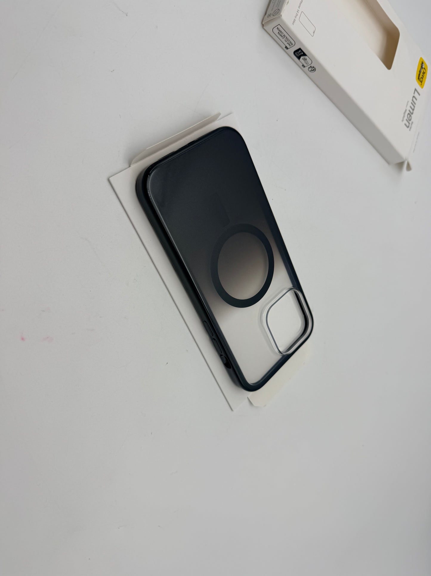 Otterbox Serie Clear coque avec MagSafe, Coque pour iPhone 14 Pro Max, Antichoc, Anti Chute, très Fine, supporte 2 x Plus de Chutes Que la Norme Militaire, Obsidian
