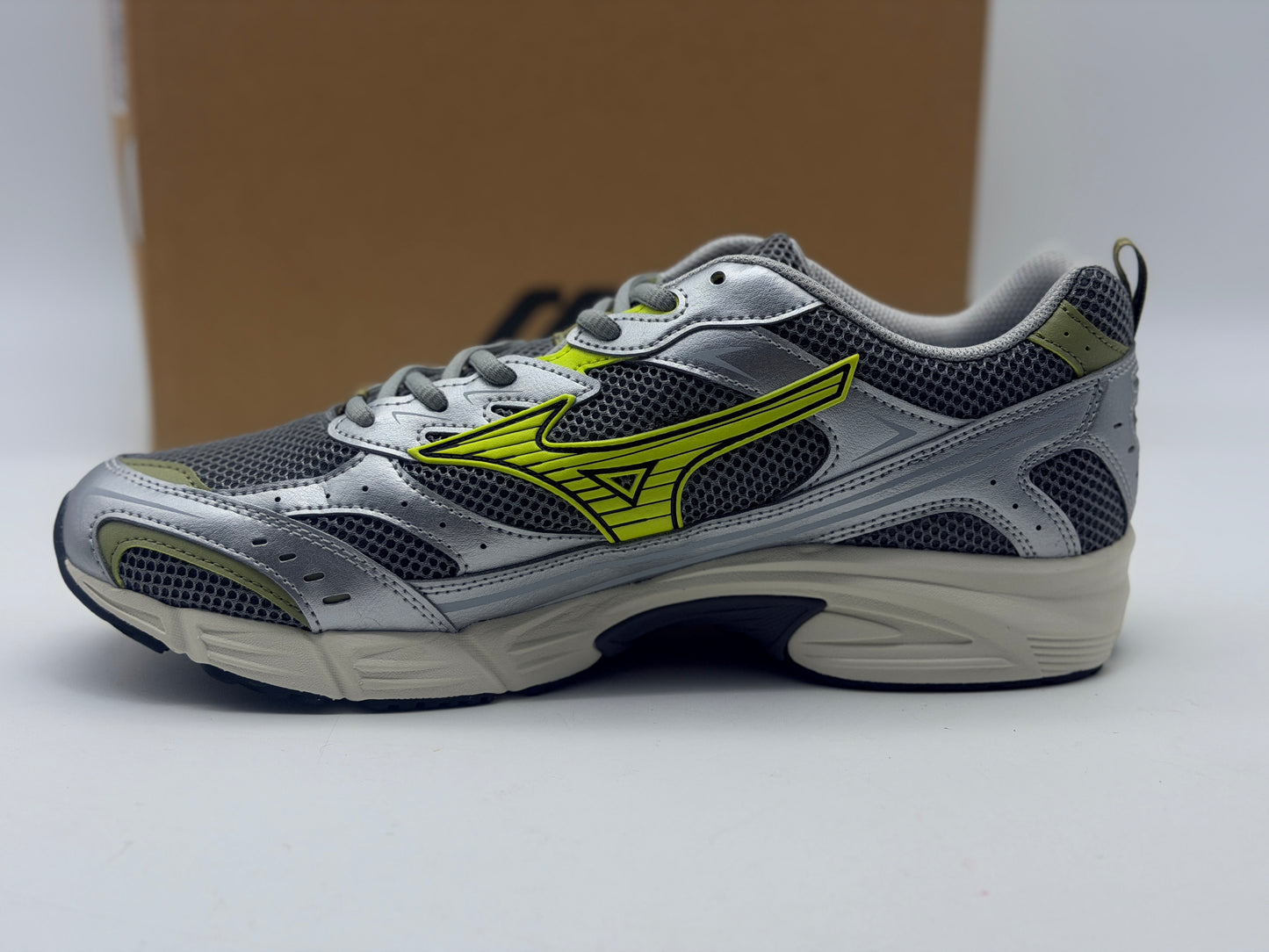 Baskets mizuno Unisex sportstyle
MXR SPORT