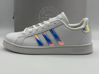 Baskets femme à bandes irisées – Adidas Grand Court K blanc