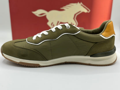Basket Homme MUSTANG taille 44