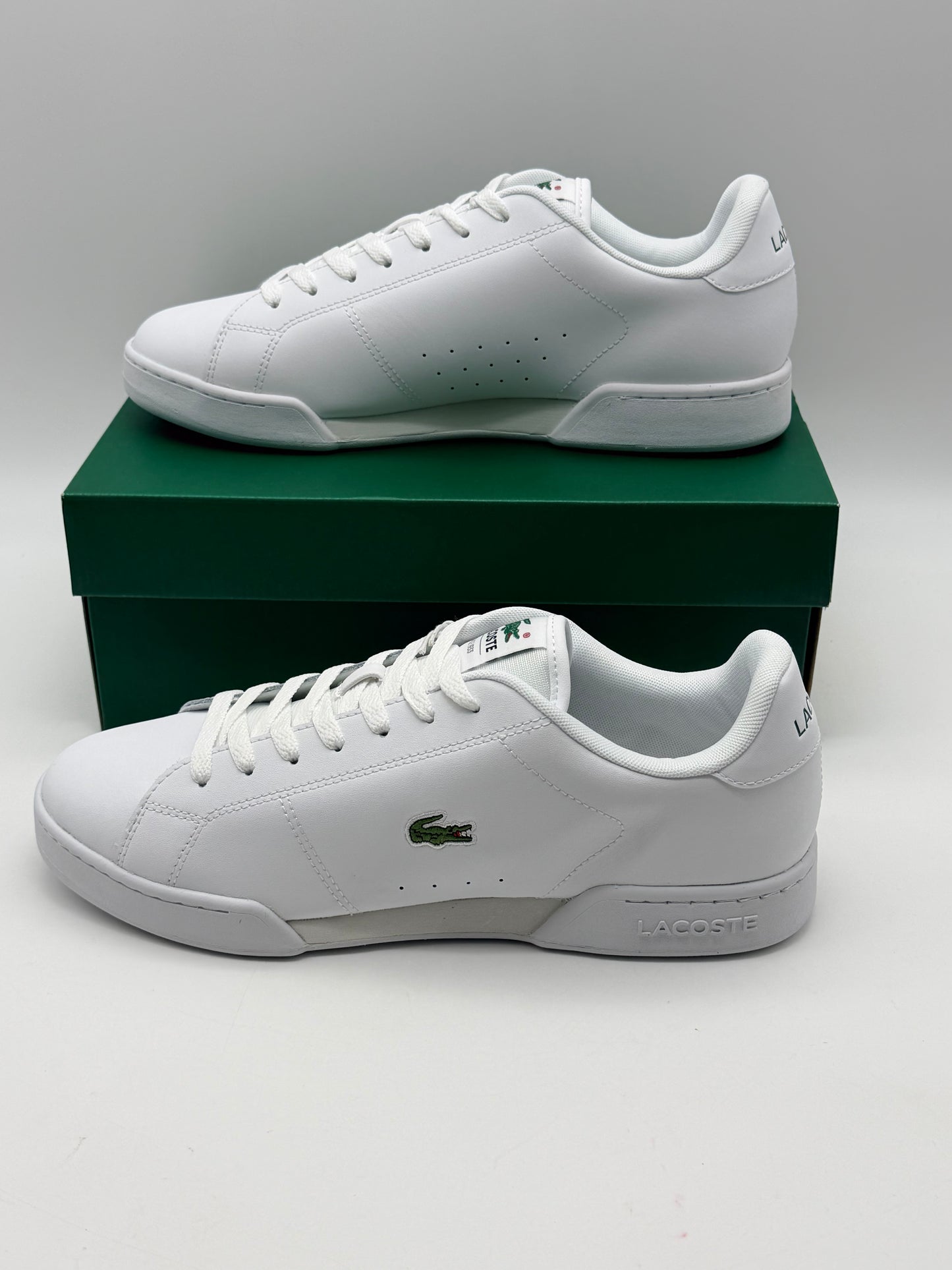 Sneakers Carnaby Cup homme en cuir
Sneakers - Blanc - Lacoste - Homme