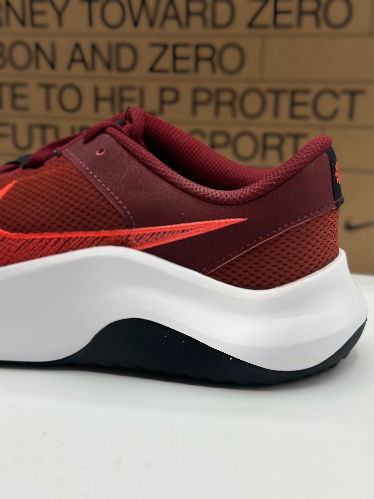 Nike Homme Legend Essential 3 Sneaker