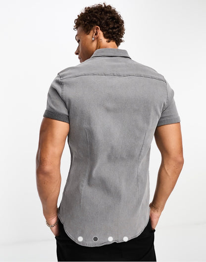 Chemise cintrée en jean stretch à manches courtes - Noir délavé
