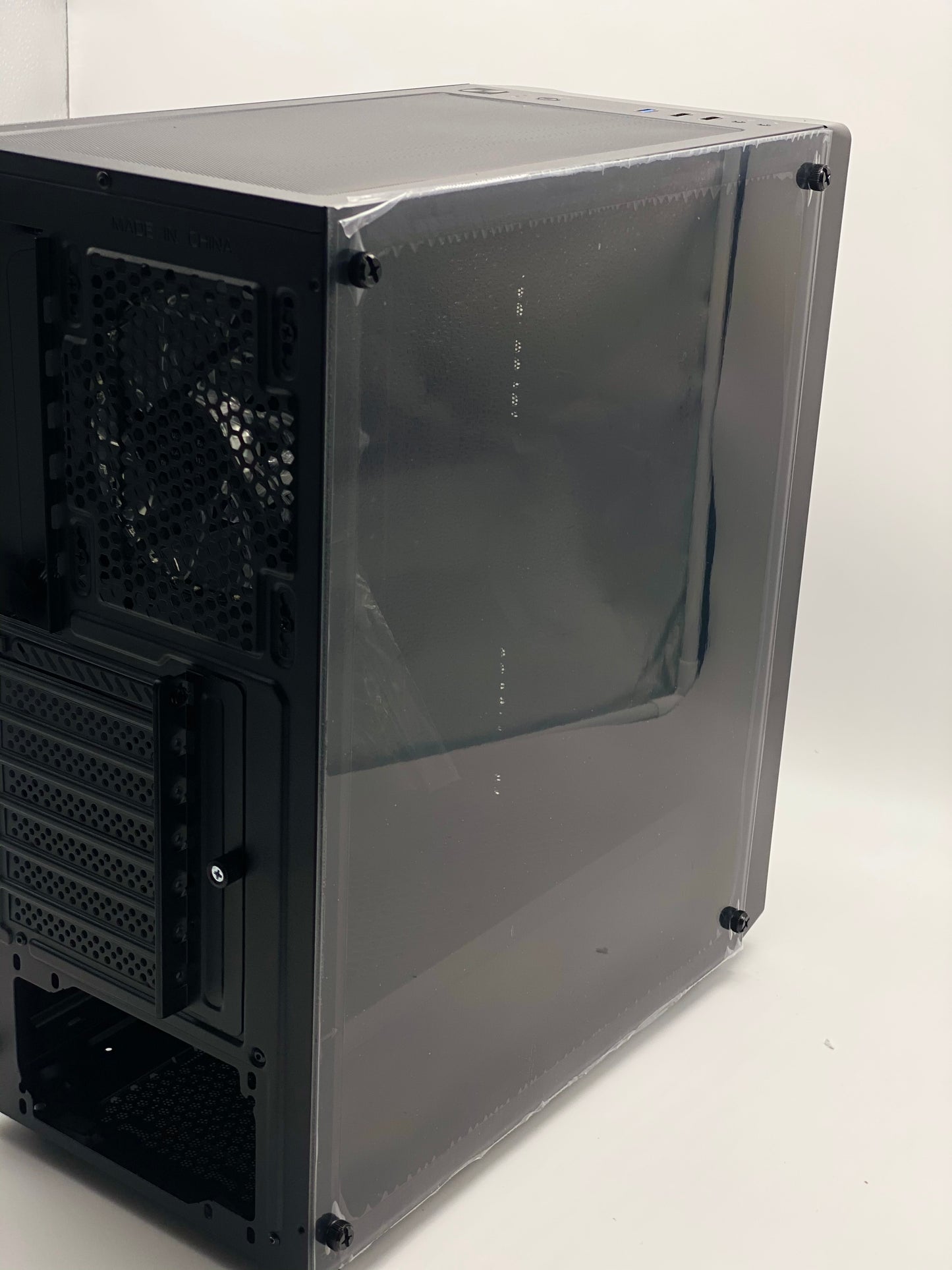 Boîtier pc tour avec fenêtre latérale en acrylique