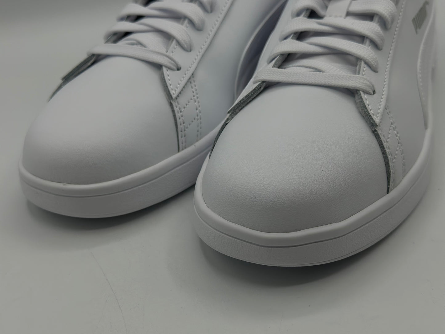 PUMA mixte Smash WNS V2 L Sneaker Basse