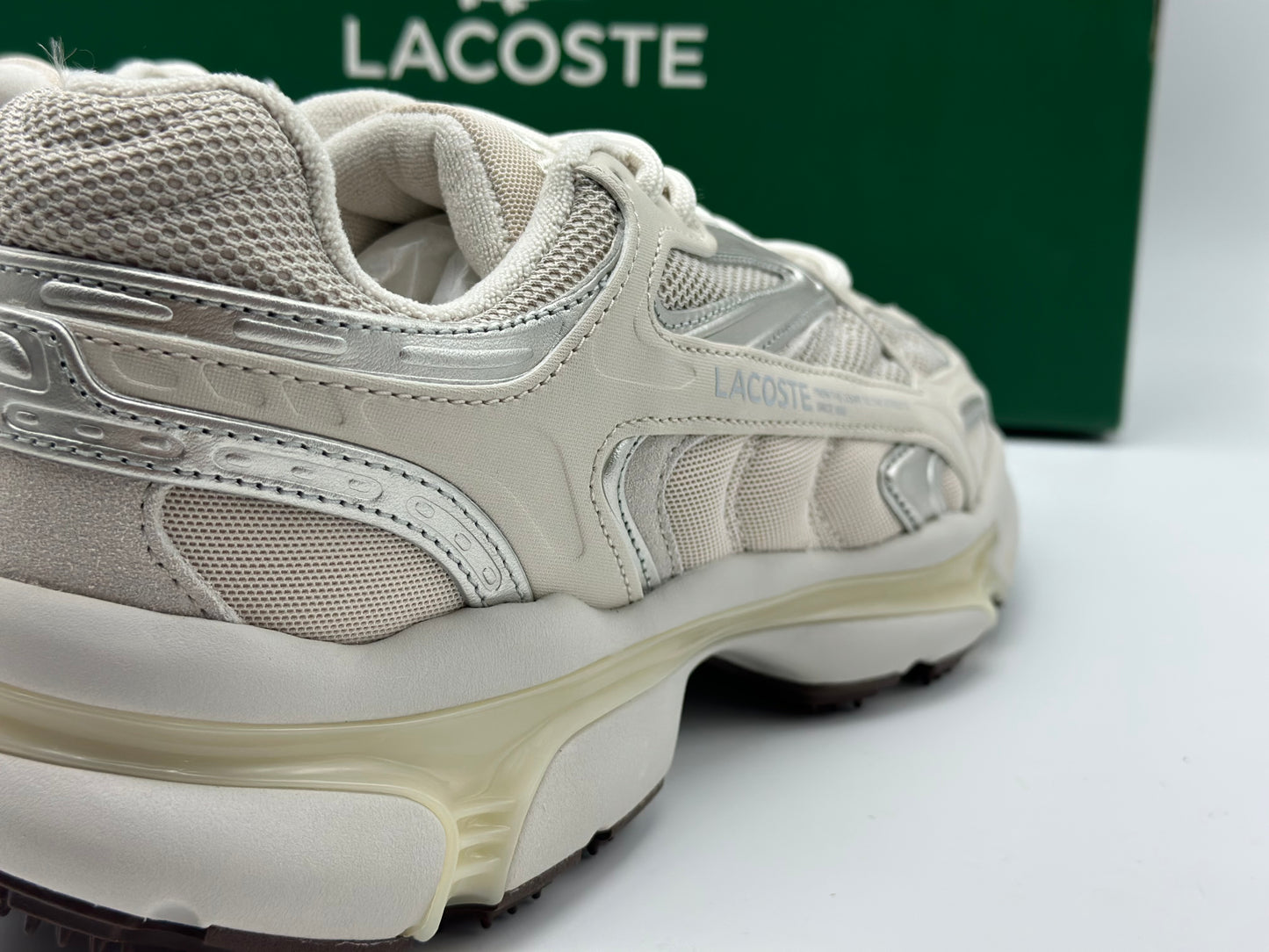 Sneakers L003 homme
Sneakers - Blanc - Lacoste - Homme taille 43