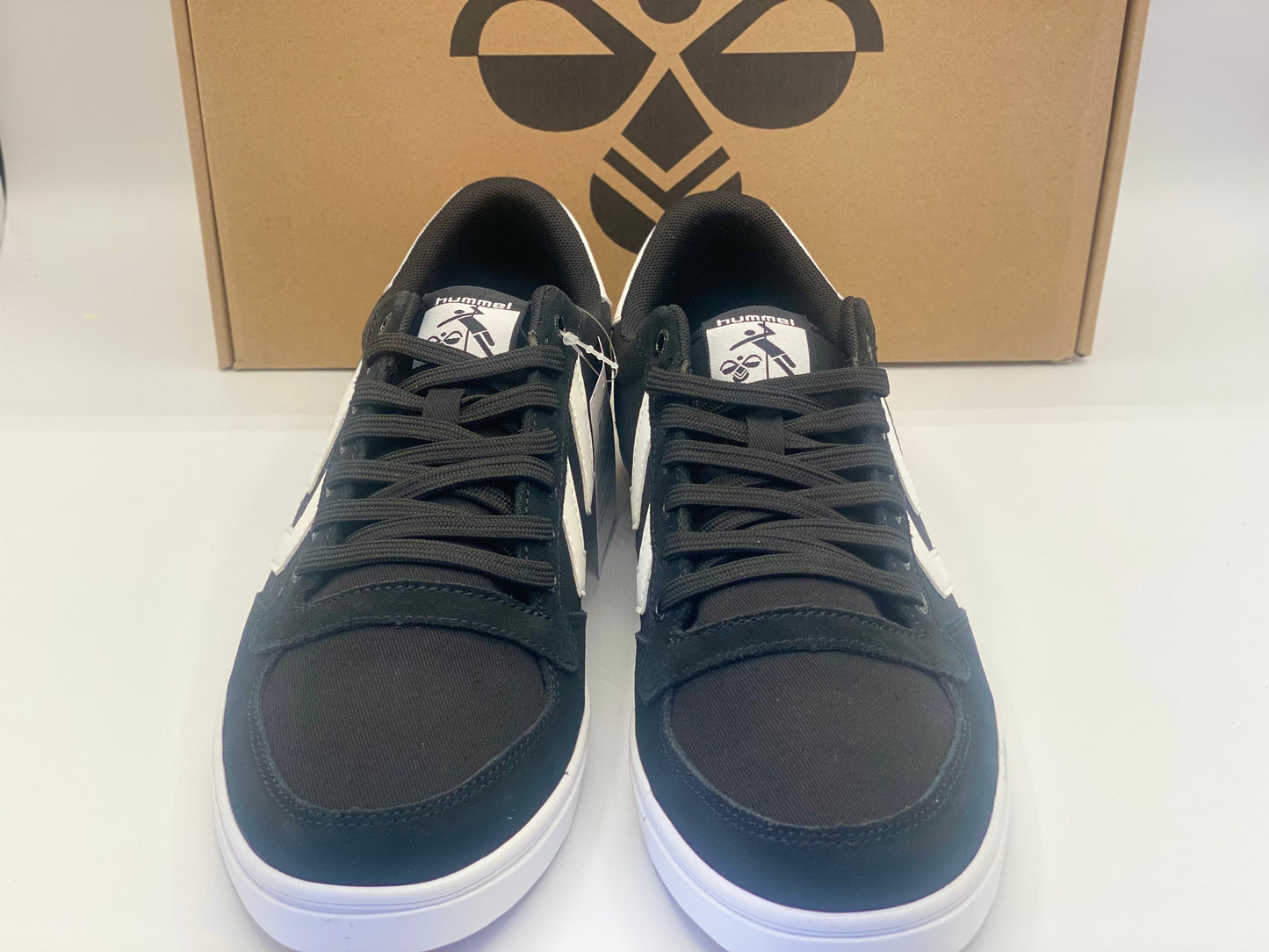 HUMMEL  Bas Haut Baskets à Lacets en Noir Blanc Taille 42