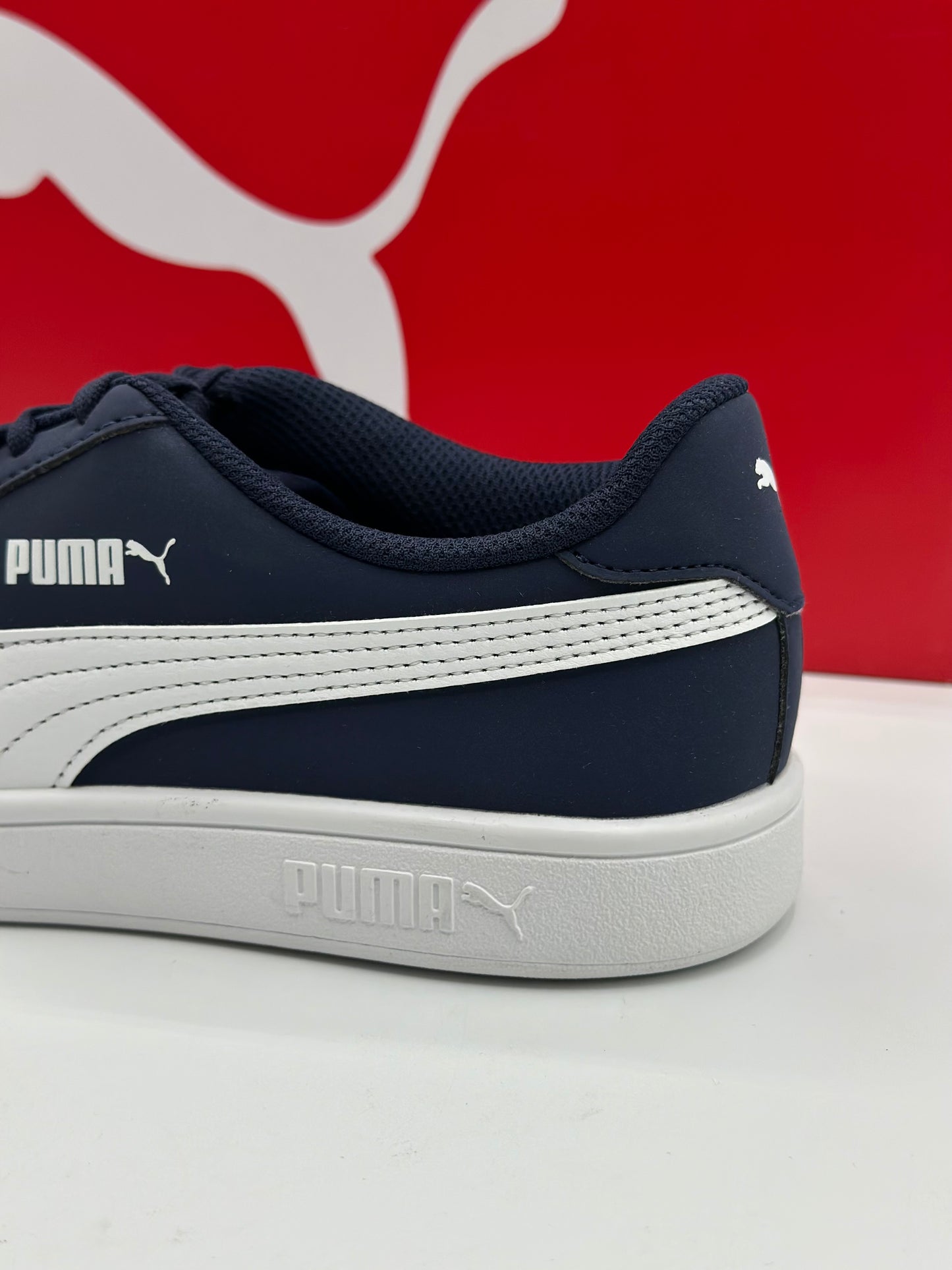 PUMA Mixte Smash V2 Baskets