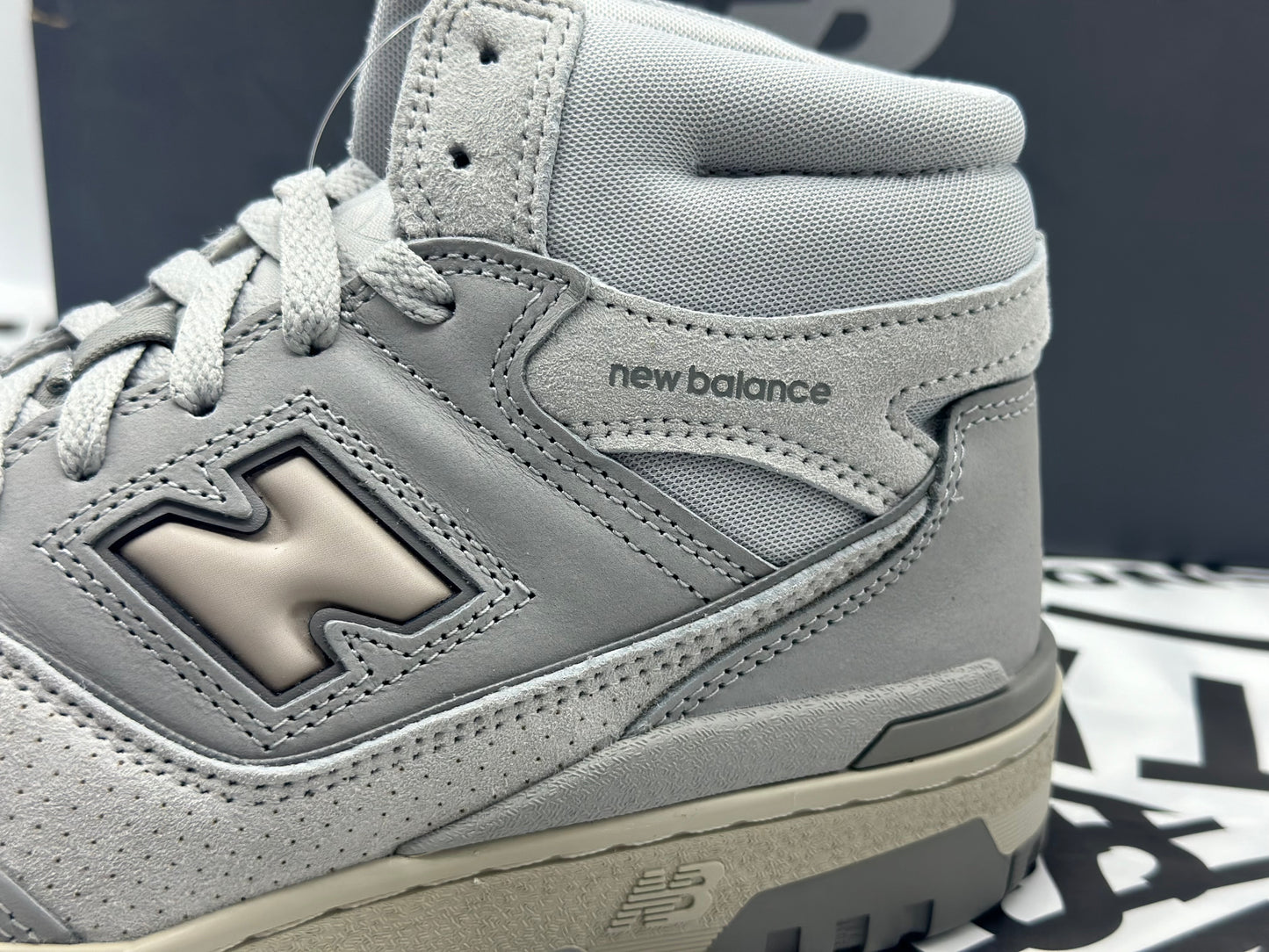 Homme new balance 650 chaussures neuves tailles 42