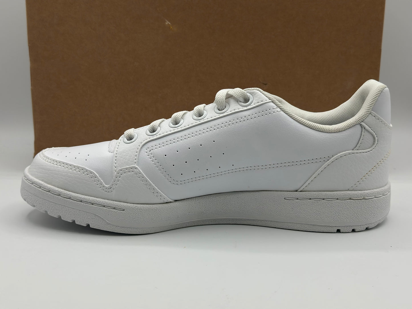 ADIDAS 
Footwear White / Footwear White / Grey One