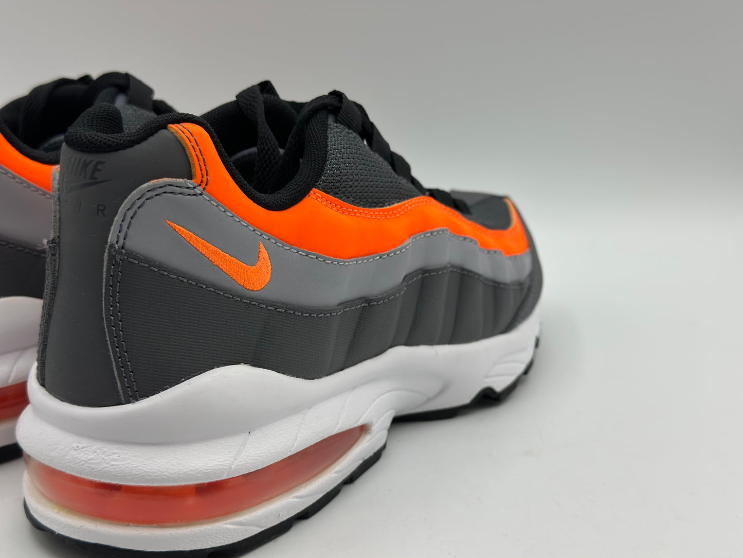 Nike Air Max 95 taille 38,5