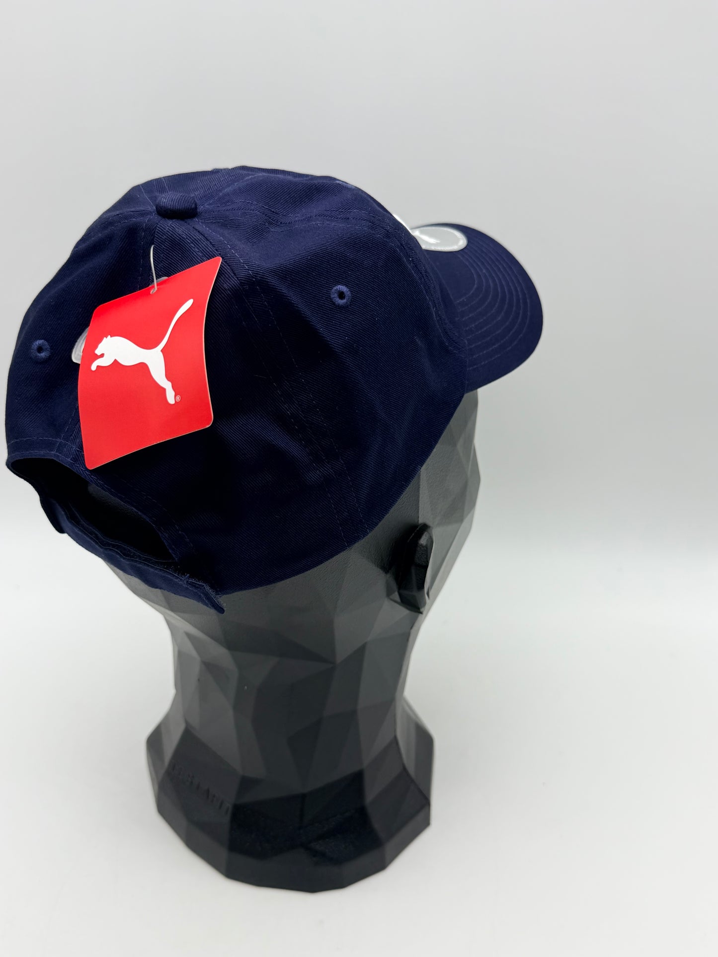Casquette Puma Essentials bleu marine