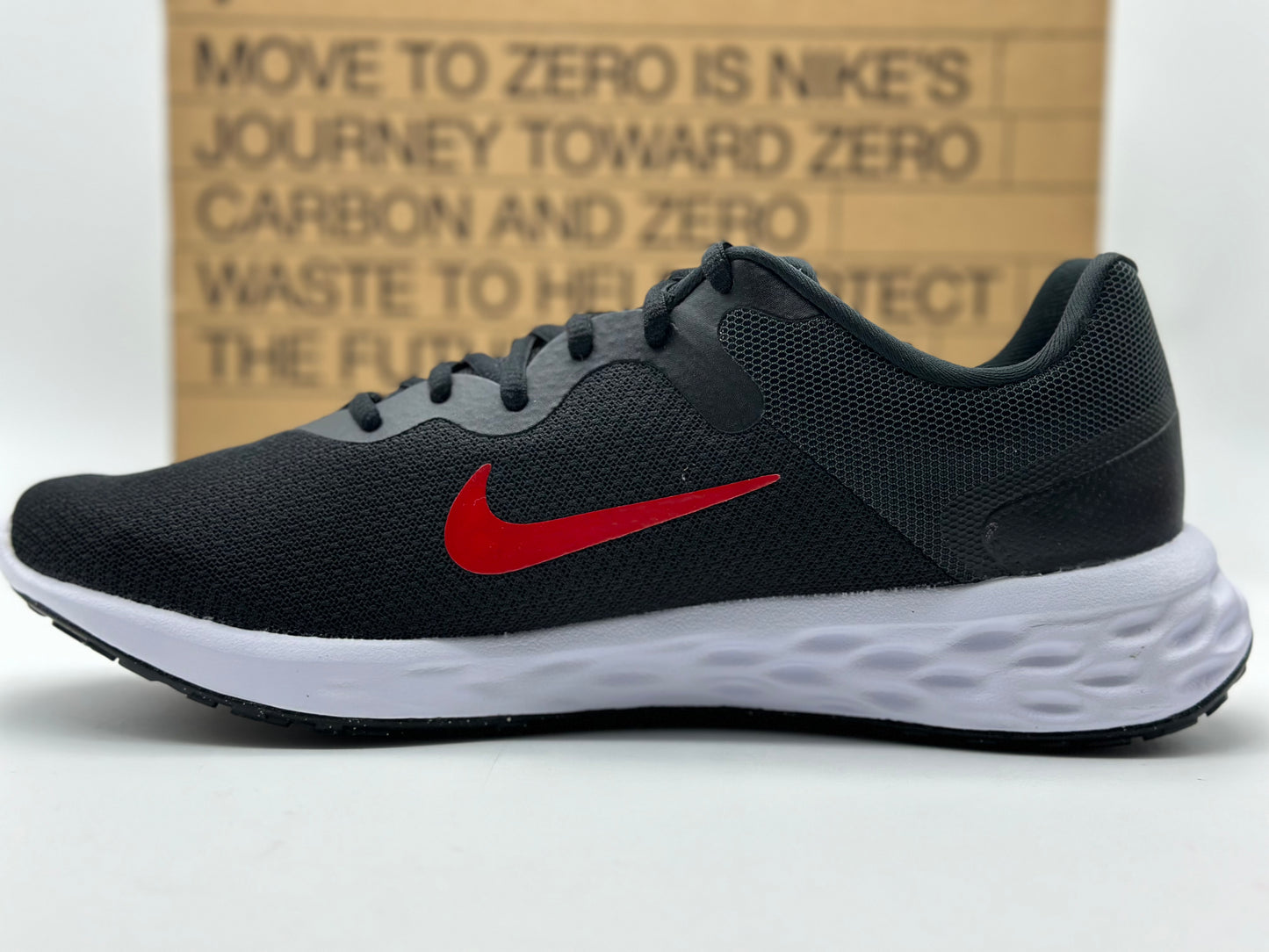 Basckets de cours nike neuve et authentique homme