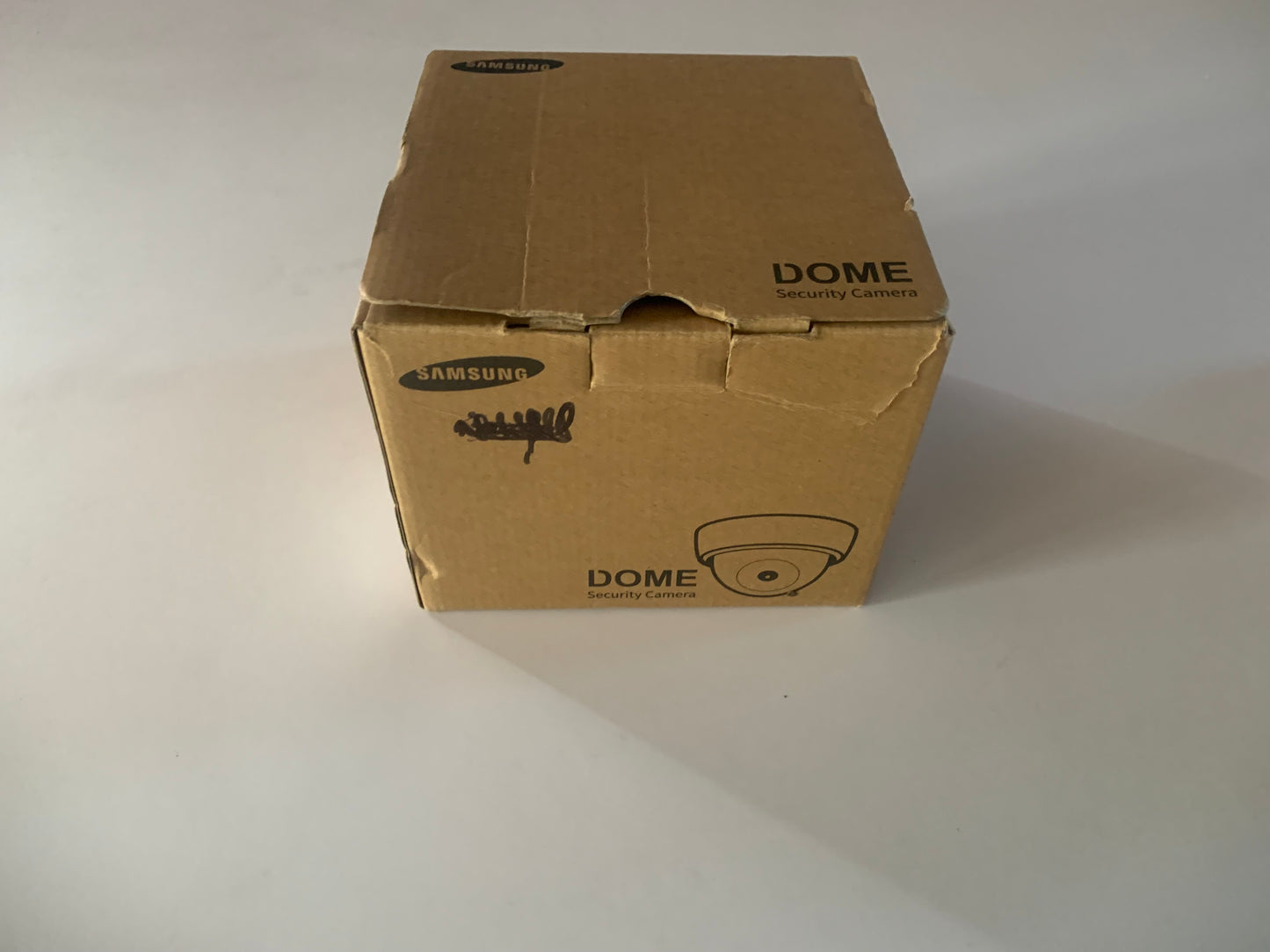 Caméra de vidéosurveillance analogique à dôme infrarouge Samsung SCV-6023RP 1080