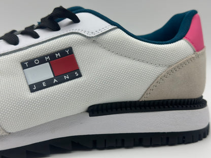 Tommy Jeans Retro Basket neuves et authentique taille 40 UK 6 1/3 US 9