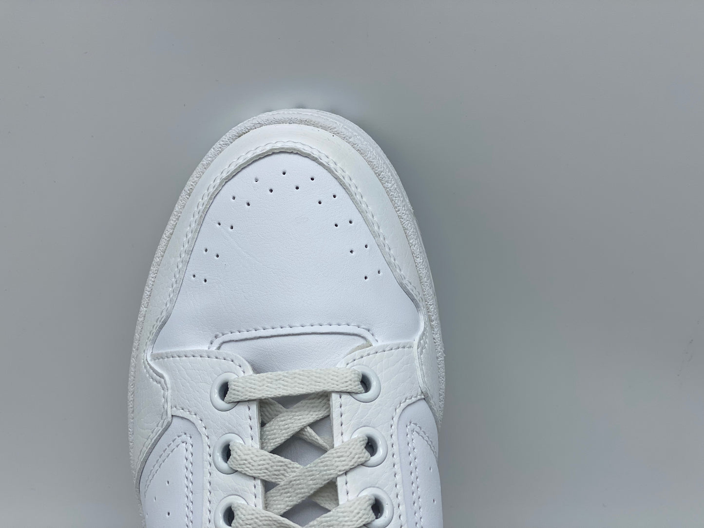 adidas Originals Sneaker blanches neuves et authentique taille 42