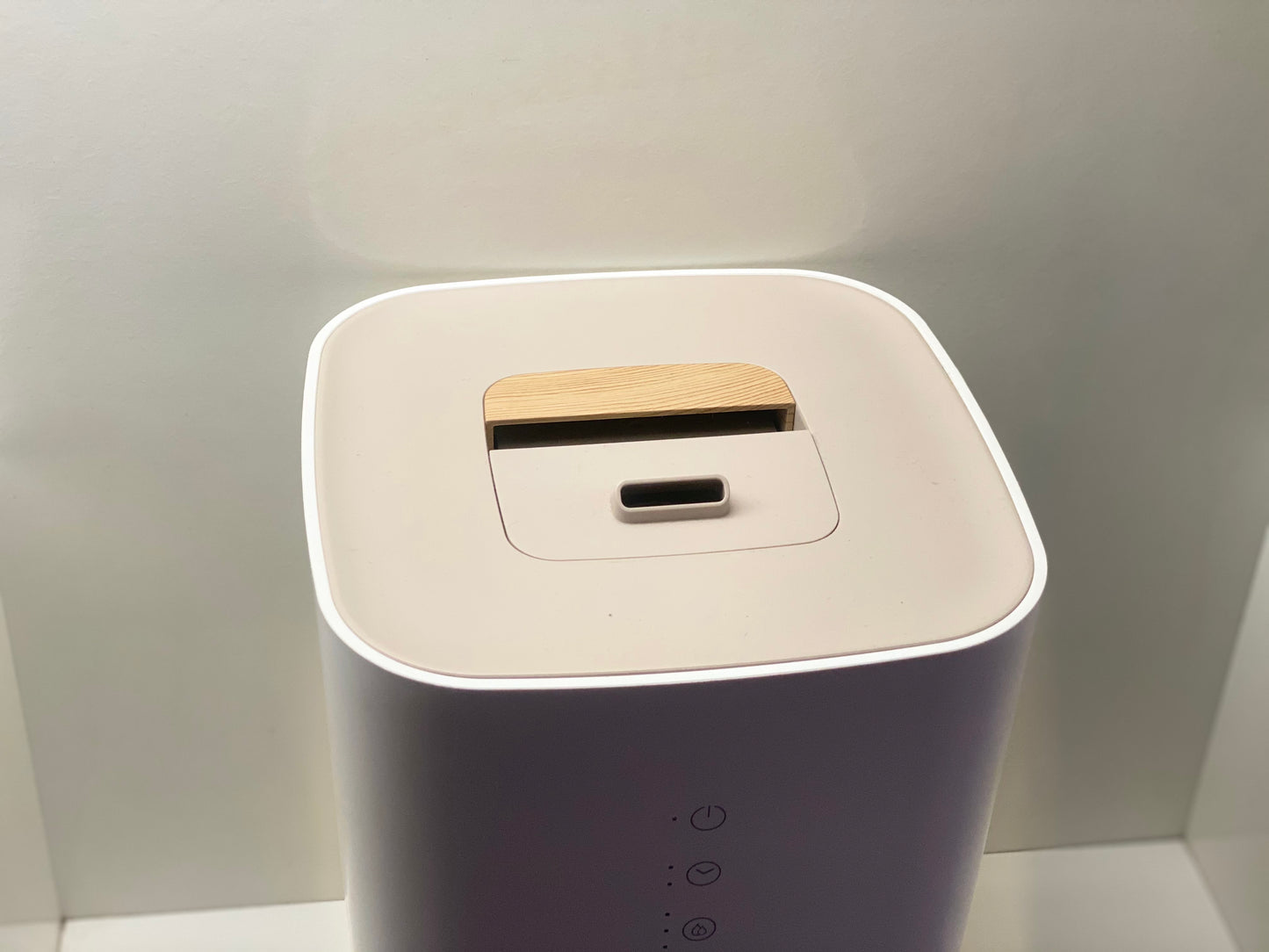 MLITER Humidificateur à ultrasons 2,5 L, diffuseurs de parfums, minuteur, Fonctionnement Silencieux avec 3 Niveaux réglables de brumisation pour Maison neuf