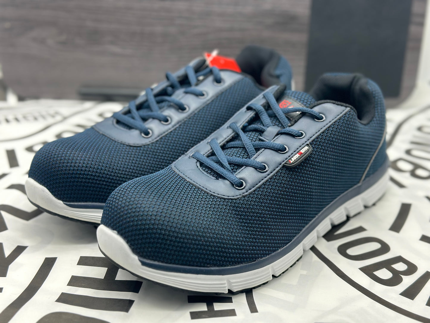 Chaussure de Sécurité Légère Basket Basses Pas Cher Mode Mesh Respirantes taille 47