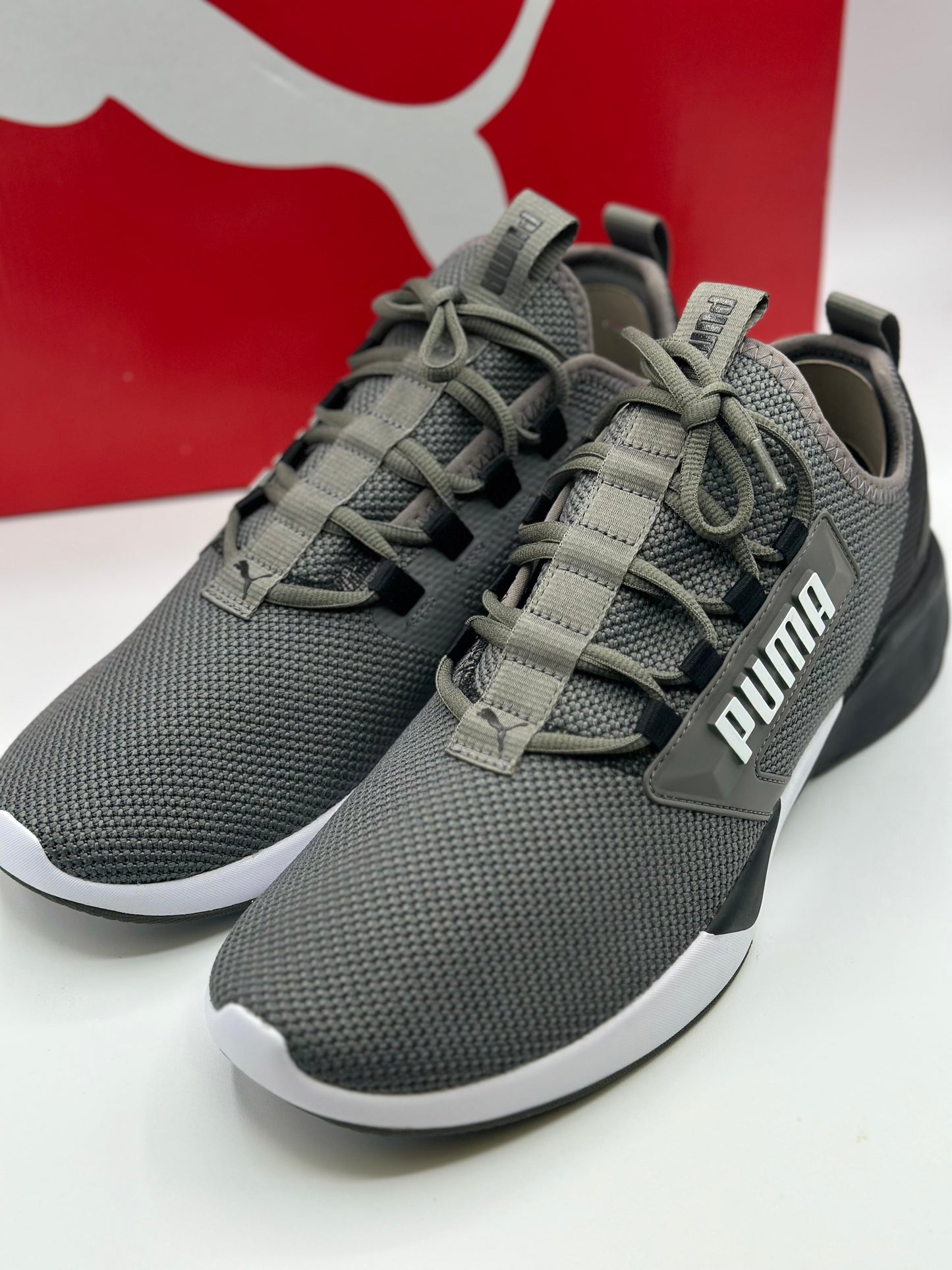 PUMA Mixte Retaliate 2 Chaussure Bateau