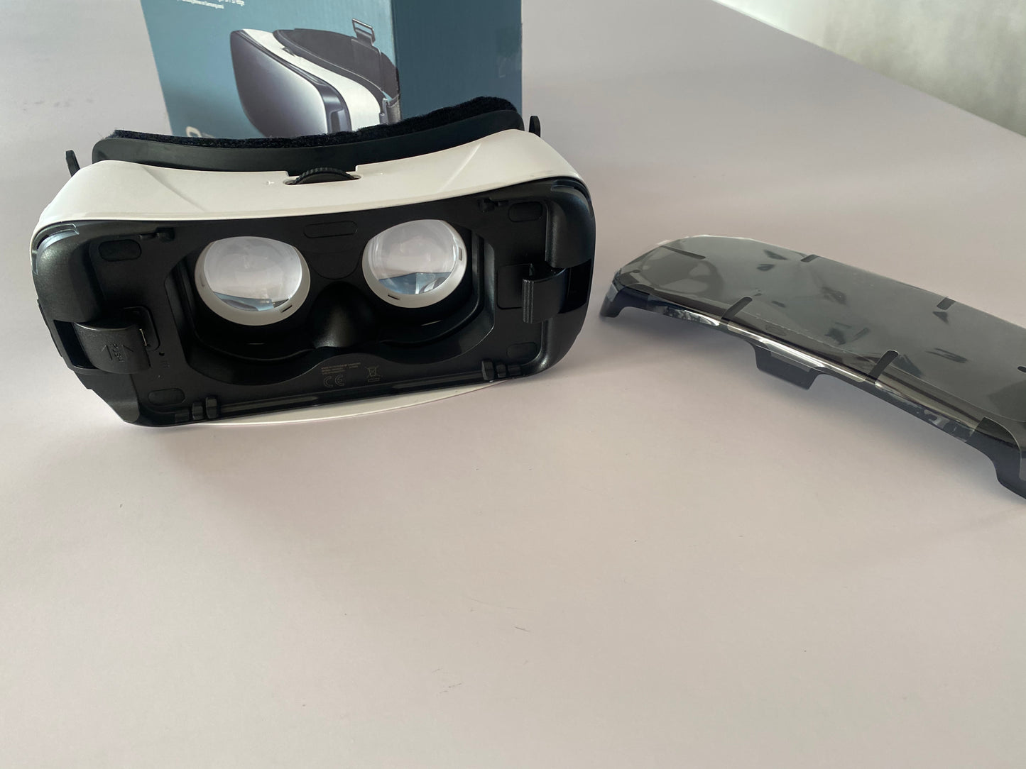 Samsung Gear VR casque de réalité virtuelle blanc givre pour Galaxy S6, S6 edge, S6 edge+, S7, S7 ed neuf