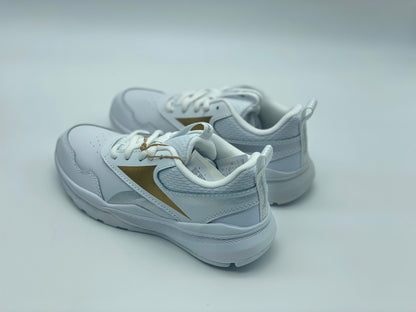 Reebok , Basket Garçon neuve et authentique plusieurs taille disponible