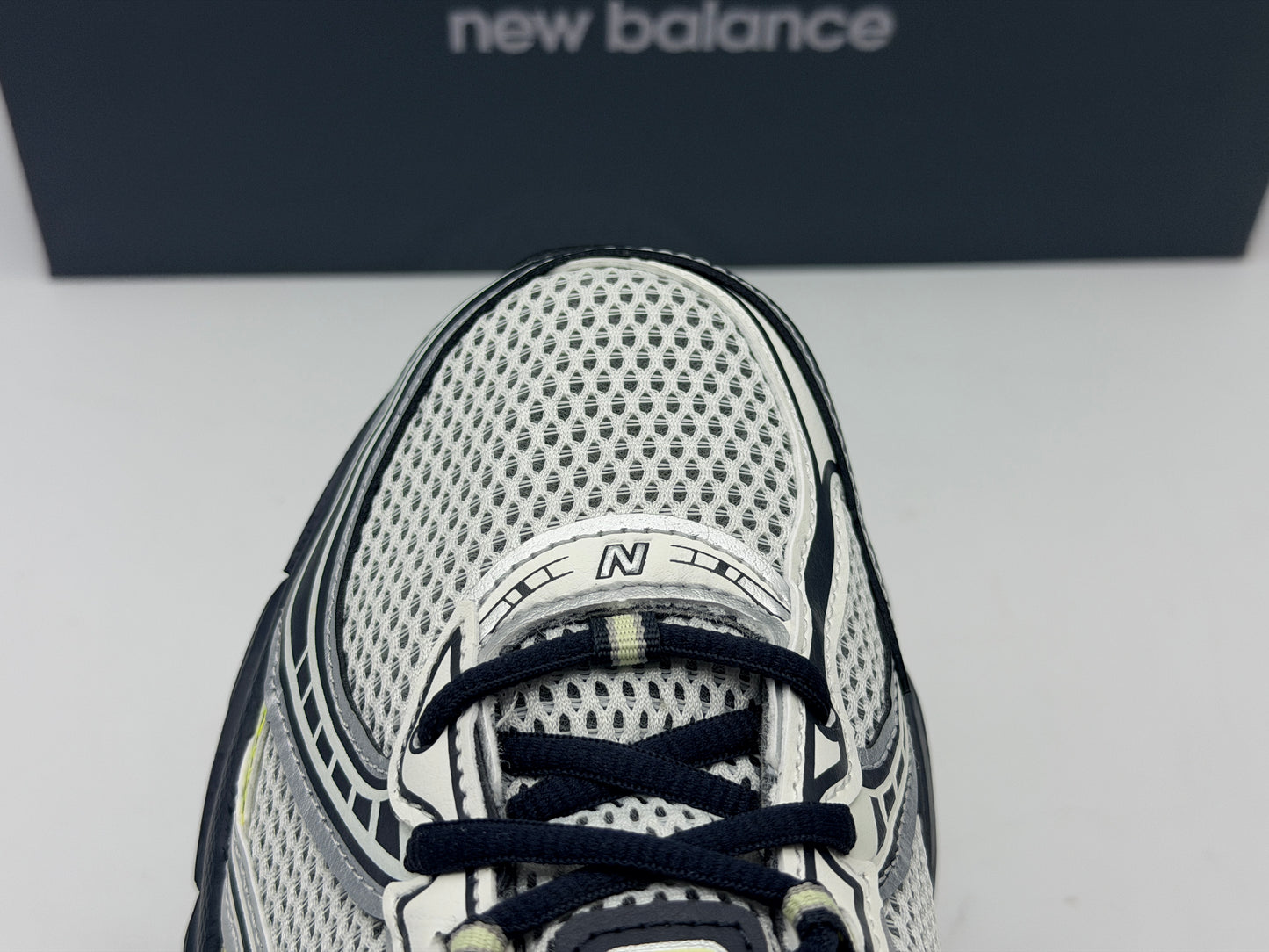 Baskets new balance hommes 740 chaussures