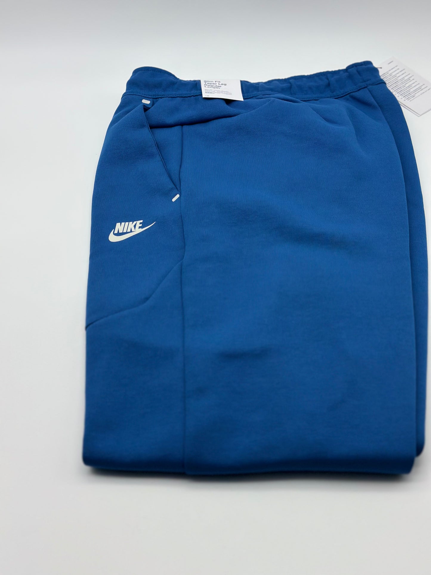 Nike Sportswear
Pantalon de survêtement - royal blue