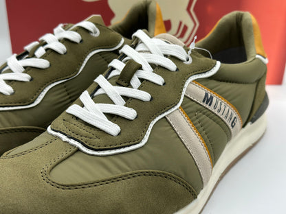 Basket Homme MUSTANG taille 44