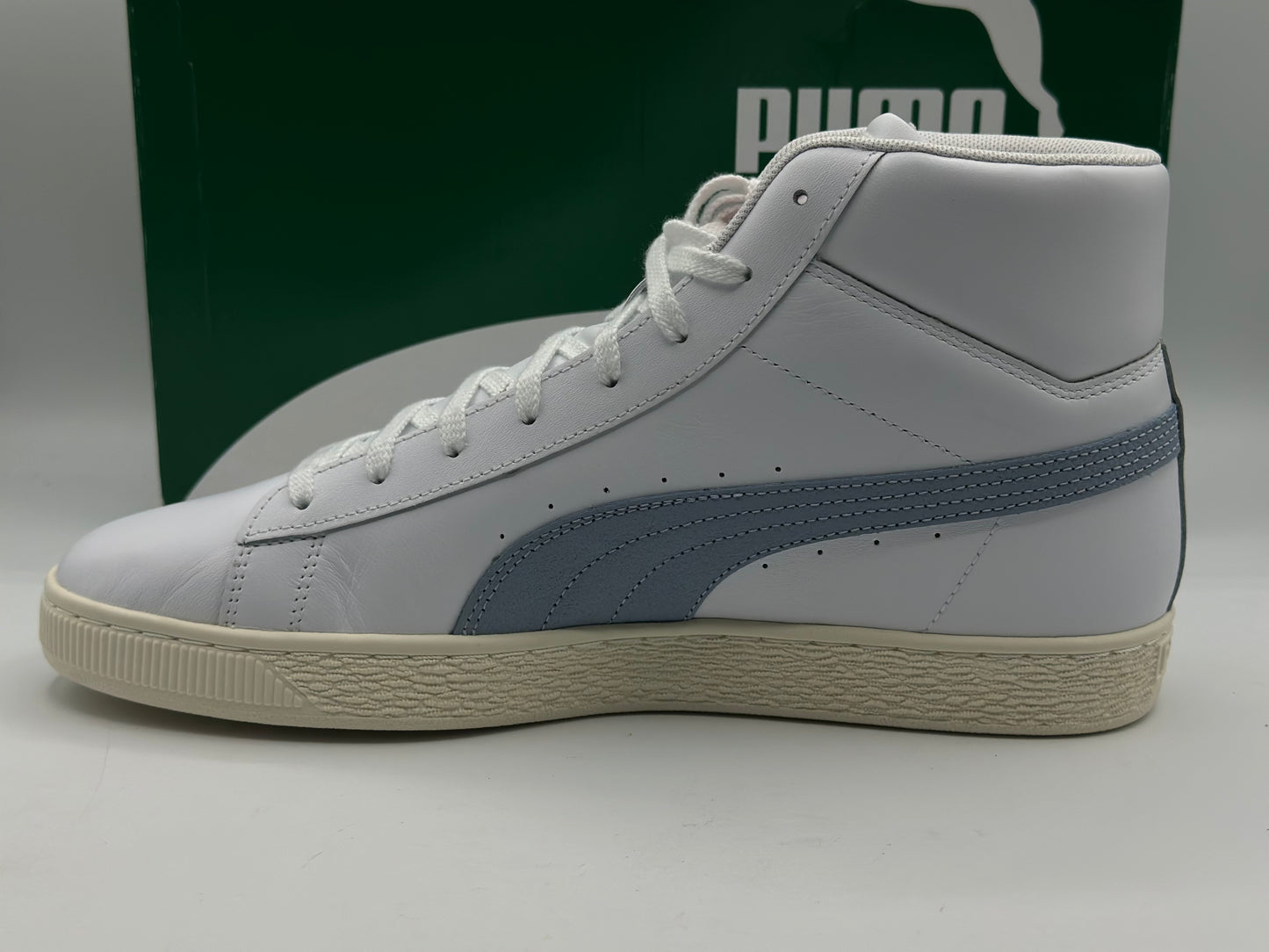 Puma BASKET MID UNISEX - Baskets Montantes - White/Forever Blue/Team Gold/Blanc