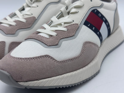 Tommy Jeans neuves et authentique taille 41 FR 7UK 9 1/2 USA