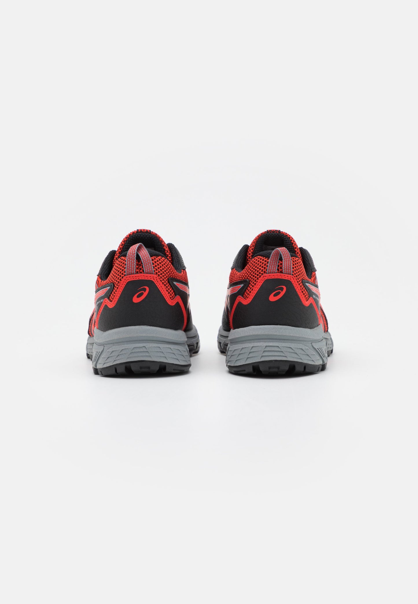 Chaussures Asics neuves et authentique taille 43,5