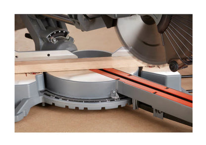 Scie à onglet Black+Decker d'une puissance de 1600 Watts pouvant couper jusqu'à 305 mm neuf