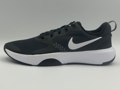 Baskets NIKE TR Noir - Homme/Adulte neuves et authentique taille 42/ 42,5